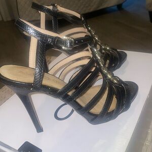 Aldo black leather Size 7 strappy design 4.5” heels